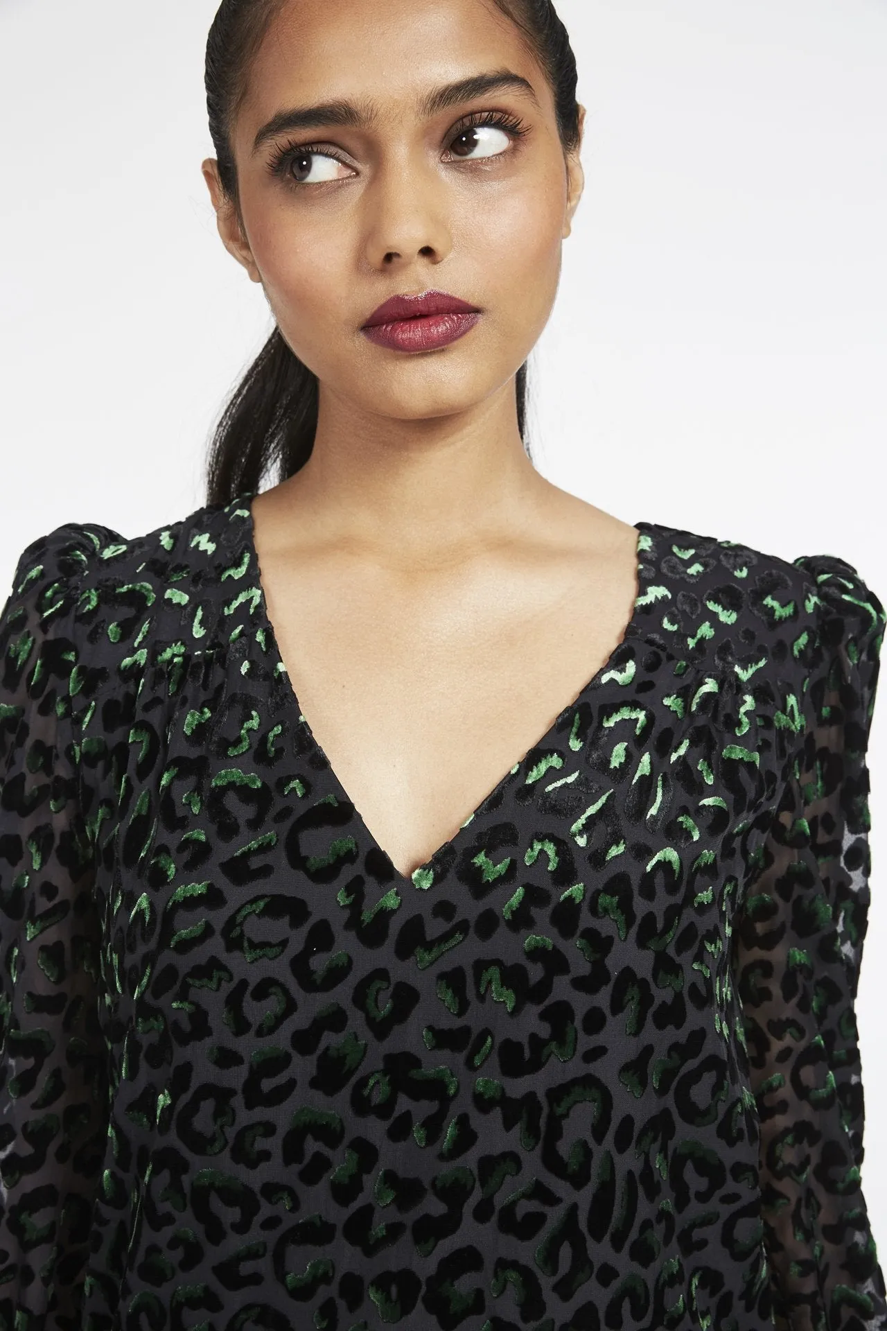 Lylah Blouson Sleeve Velvet Leopard Dress