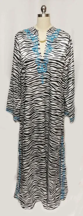 *NEW - NEVER WORN - DRAMATIC IMAN BLACK & WHITE ZEBRA WITH TURQUOISE EMBROIDERY DRESSING GOWN /AT HOME LOUNGER/ CAFTAN / POOL DRESS / EVENING GOWN