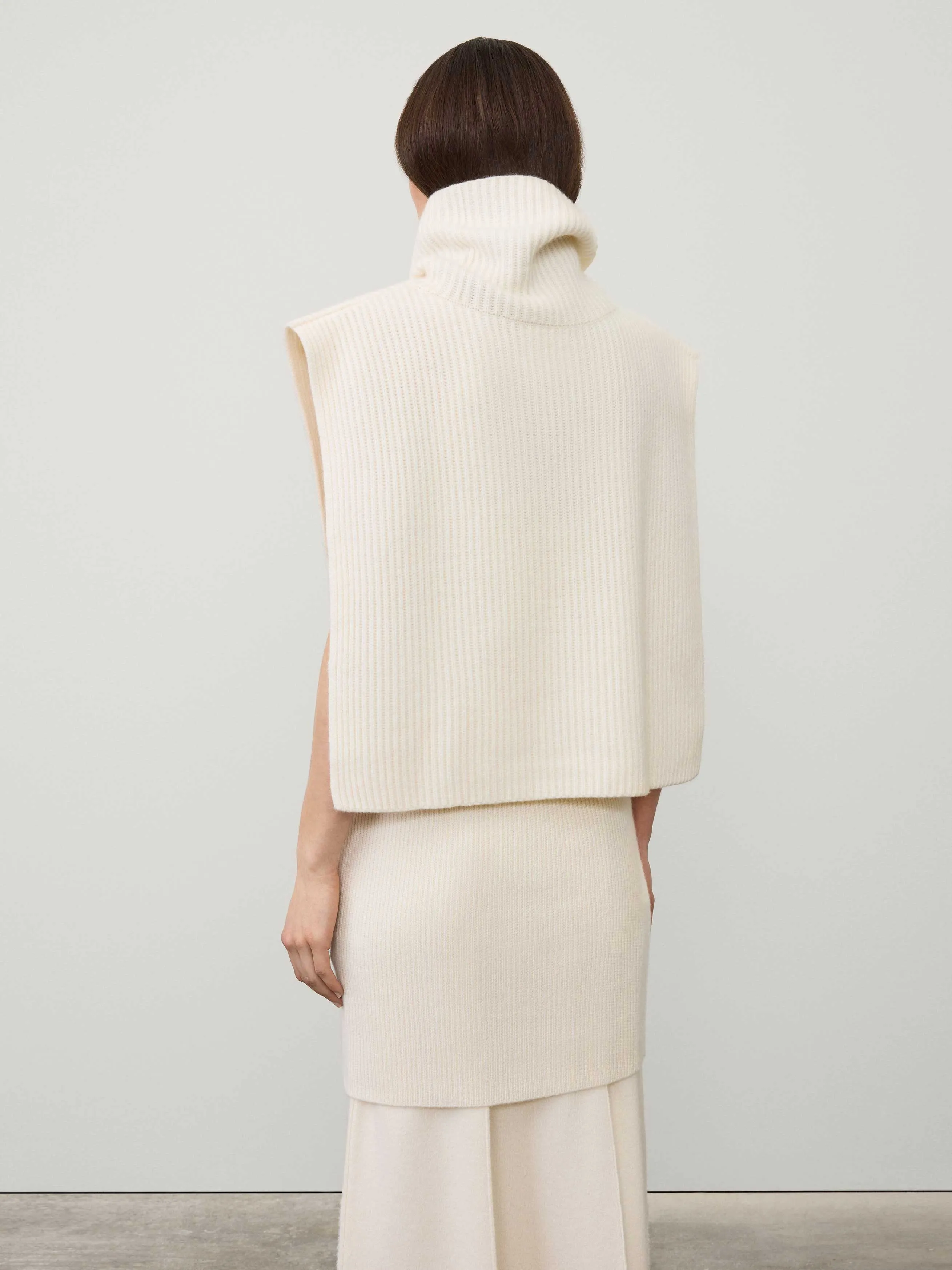 The Magda Open Vest